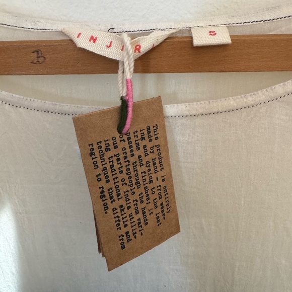 Beautiful brand new dress by Injiri. Size small. - Picture 7 of 10